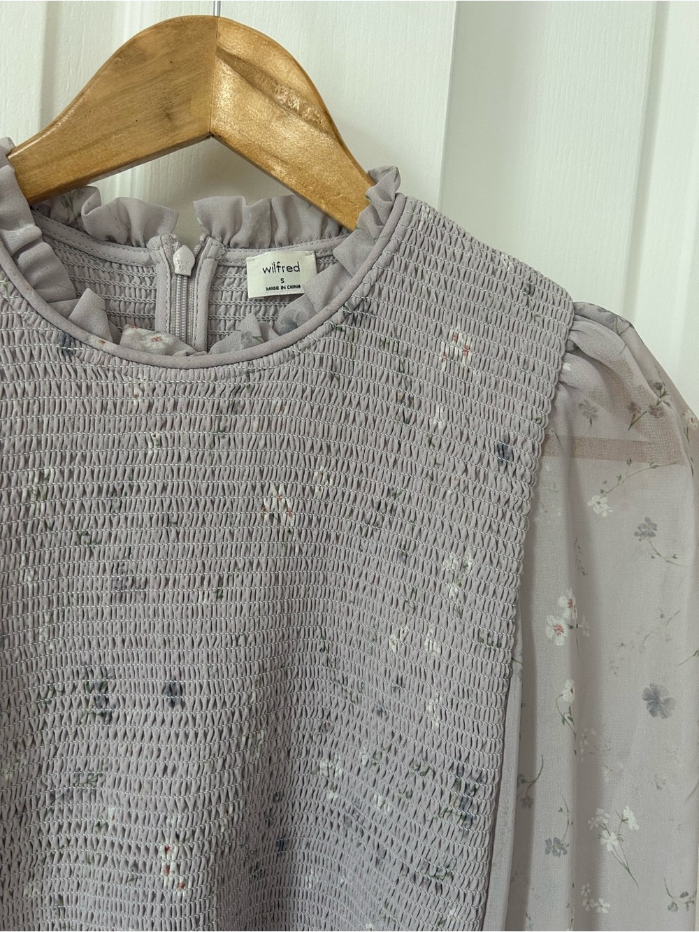 Aritzia tempest blouse - Picture 3 of 4